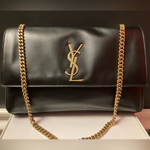 Saint Laurent Handbags - SAINT LAURENT YSL Black Reversible Medium Kate in Smooth Leather/Suede